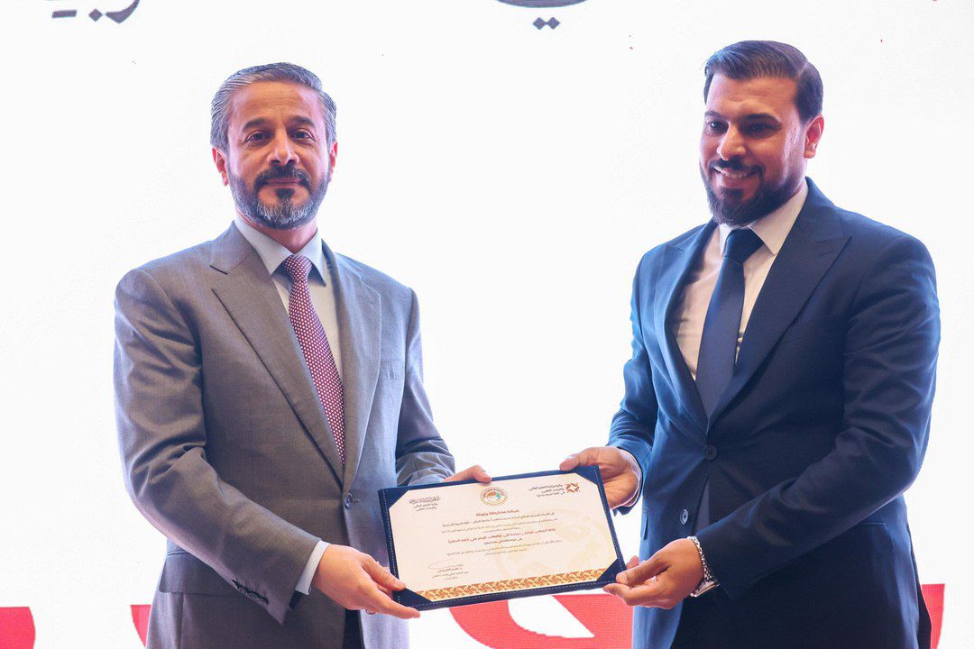 كلية التربية الأساسية تحصد المرتبة الثالثة في جائزة التعليم العالي للغة العربية وآدابها