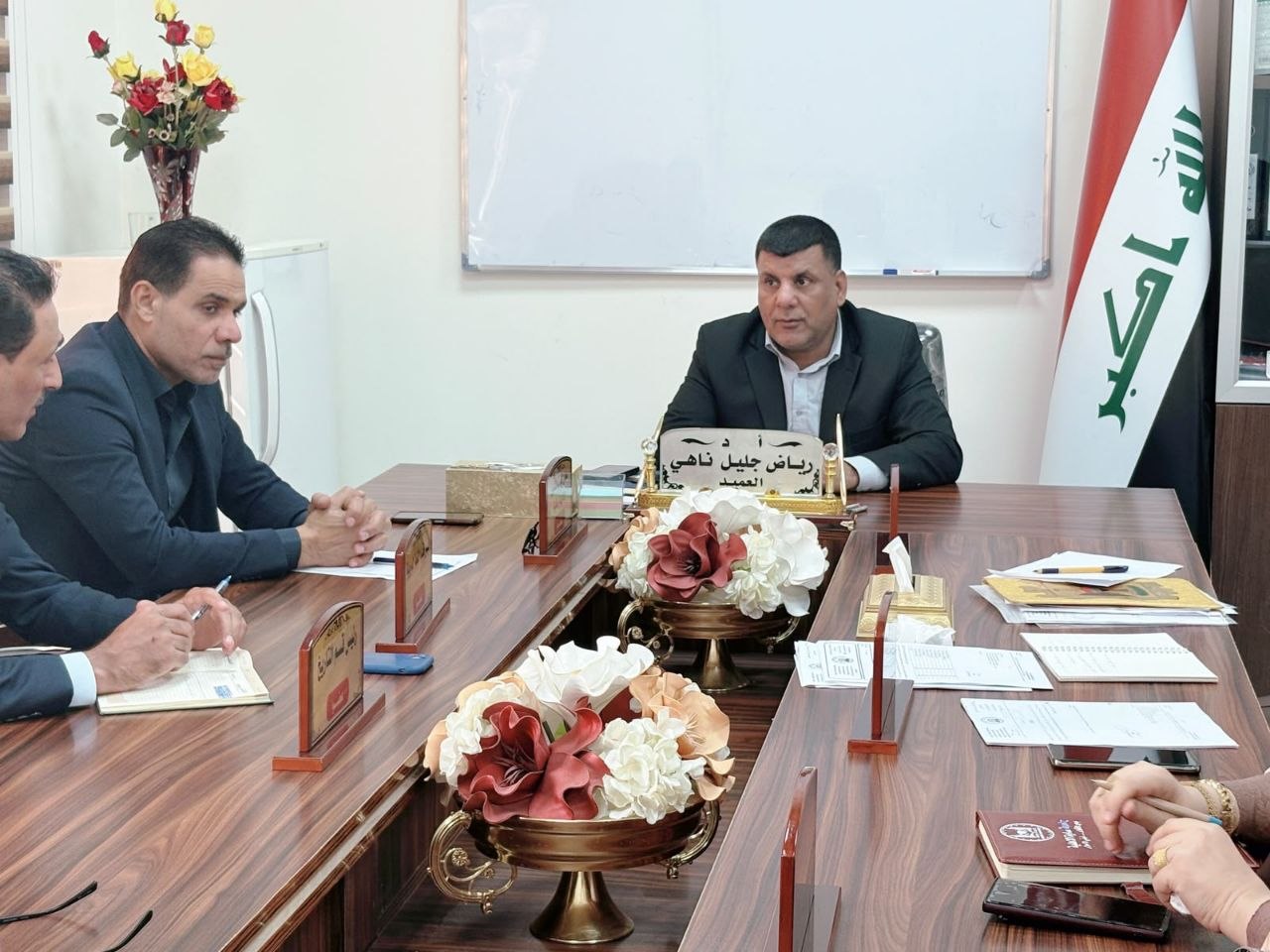 السيد عميدُ الكلِّيةِ يرأَسُ الاجتماعَ الدوري لمجلسِ الكليةِ